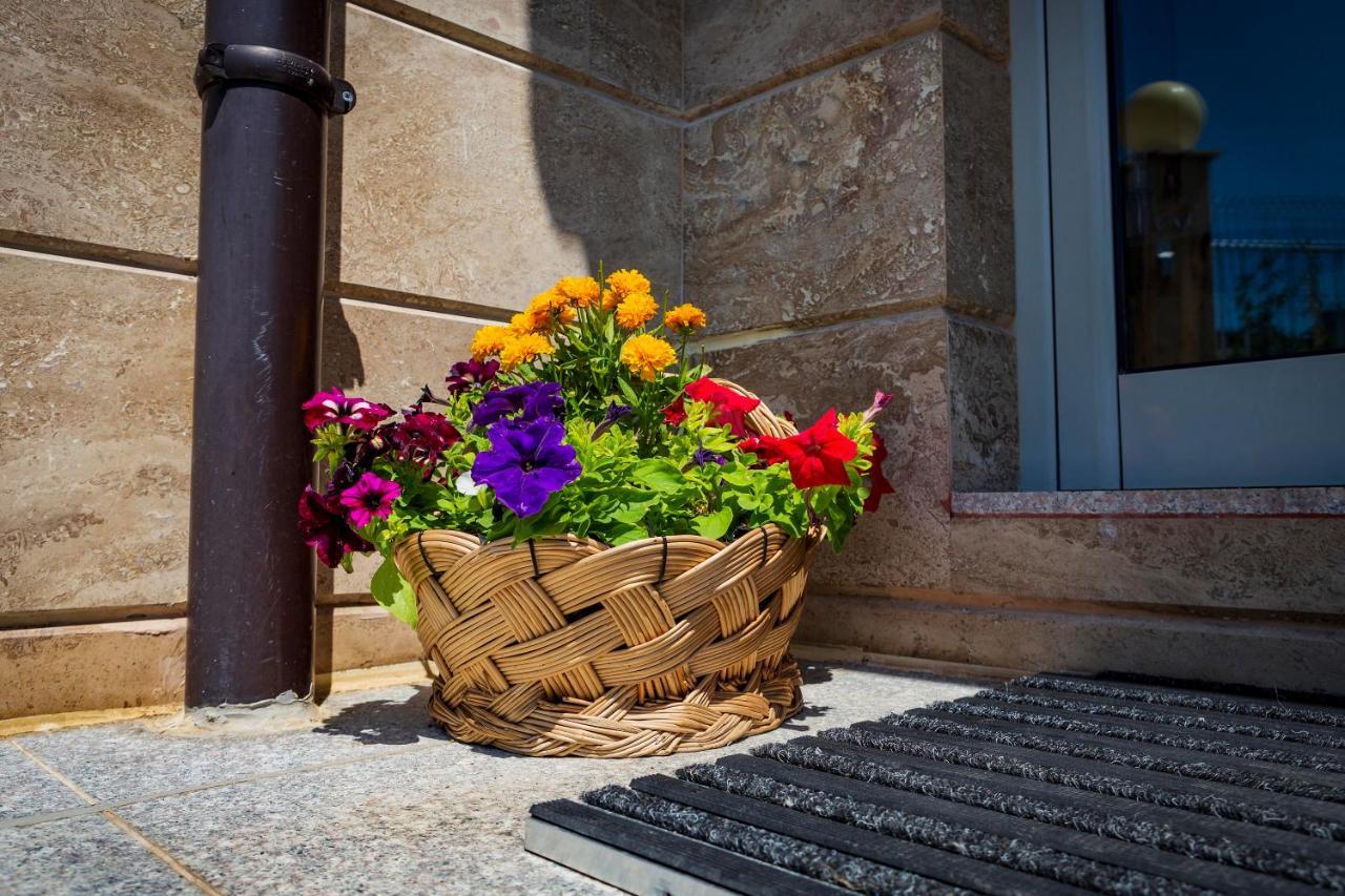 Villa Flora Sozopol Exterior photo